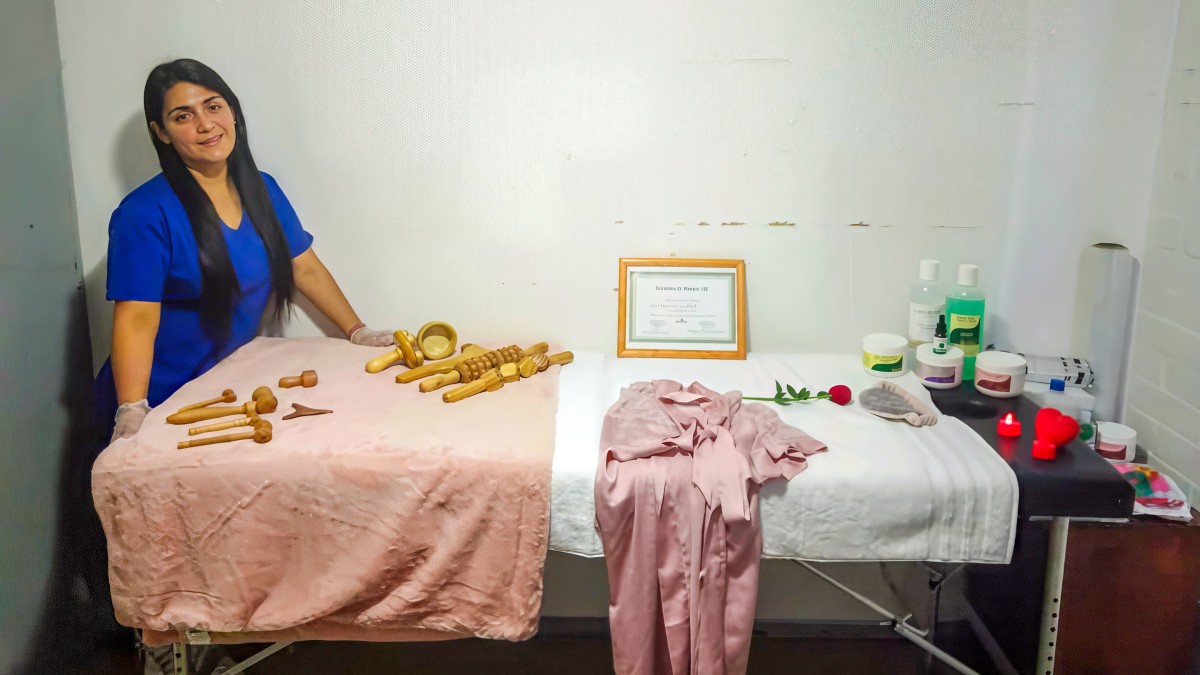 Chile Santiago massage livelihood gift catalogue