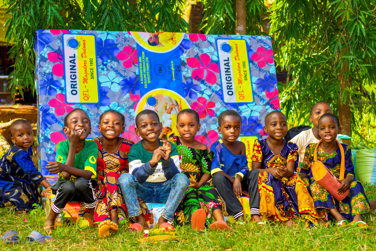 Tanzania Mbinga luhombero smile cute group children mattress